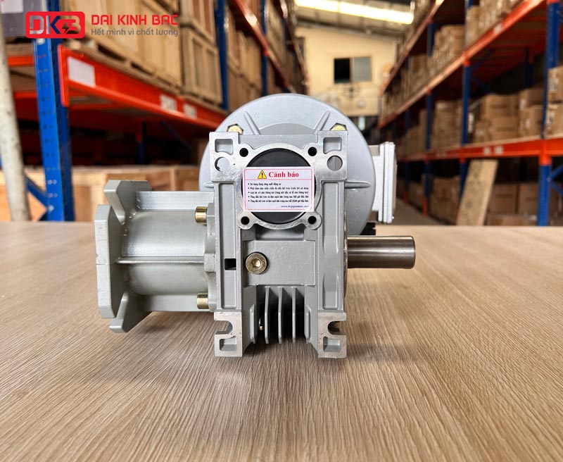 Hộp Giảm Tốc Trục Vít Bánh Vít Cao Cấp NMRV 050 Của BGM