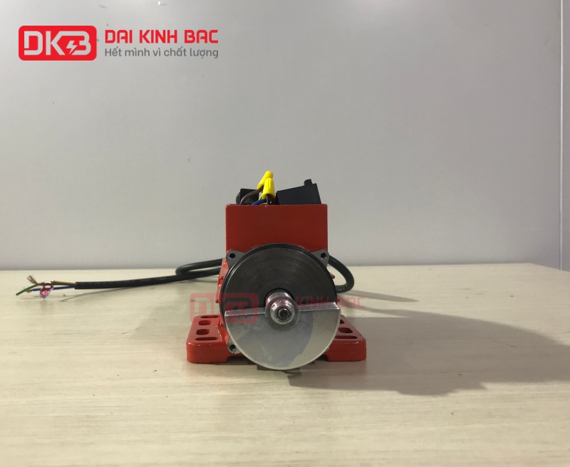 ảnh chụp thực tế tại kho động cơ rung mini