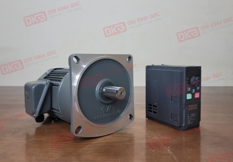 Motor giảm tốc Wanshsin Mặt bích