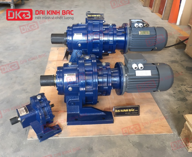 Motor giảm tốc cyclo Chân đế
