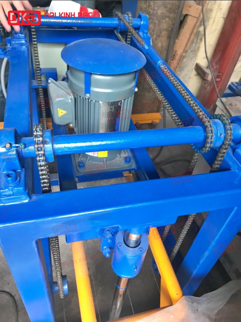 ung-dung-dong-co-giam-toc-mat-bich-Wanshsin-GV22-200W-50S