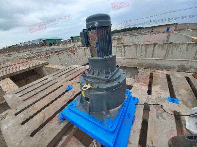 ung-dung-dong-co-giam-toc-mat-bich-Wanshsin-GV50-750W-7000S