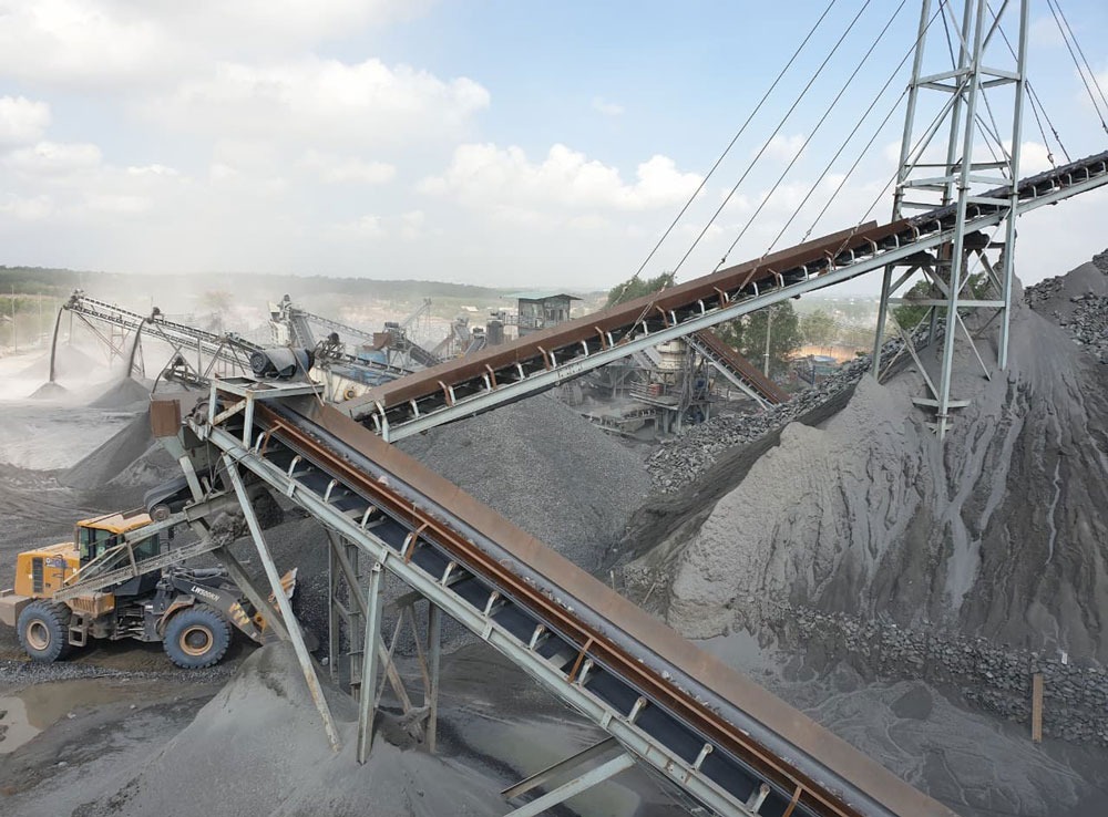 NGÀNH NGHIỀN ĐÁ, CÁT NHÂN TẠO