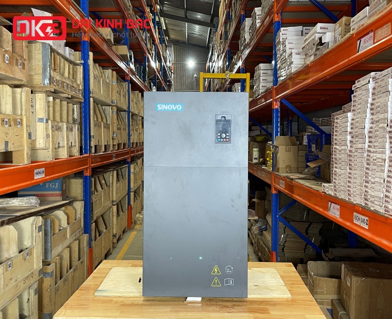 BIẾN TẦN SINOVO 3PHA 380V SD600-4T-200G